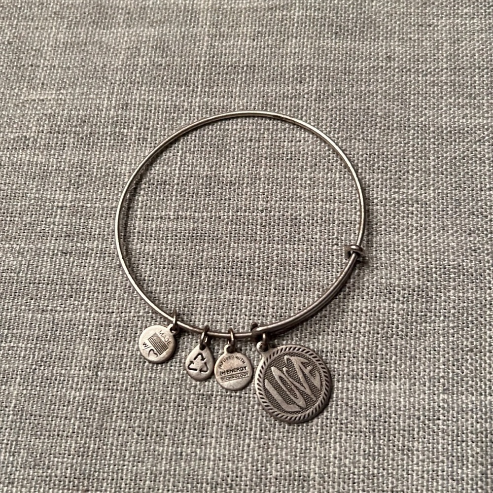 ALEX and ANI (+) ENERGY LOVE Bracelet Expandable Wire Retired 2014 Rare​